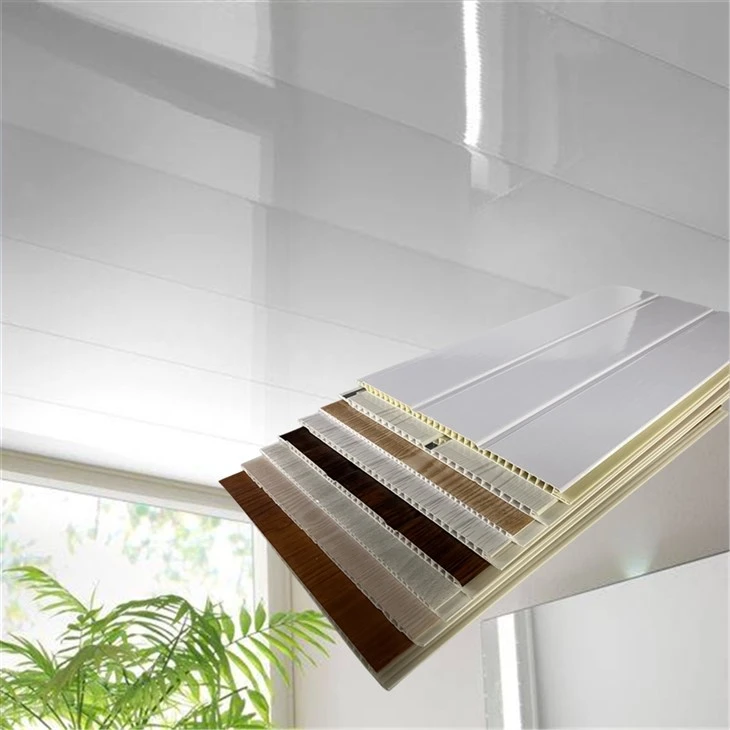 Billig PVC -tunge og rilleloft